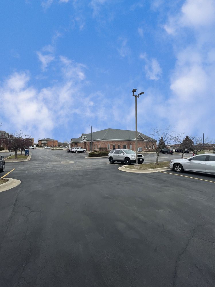 5445 Grand Ave, Gurnee, IL 60031